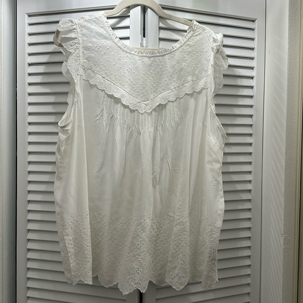 Torrid white blouse size 1